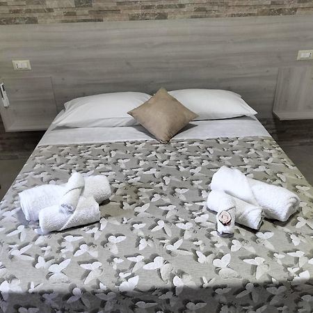 Hera Tropea Rooms Luaran gambar