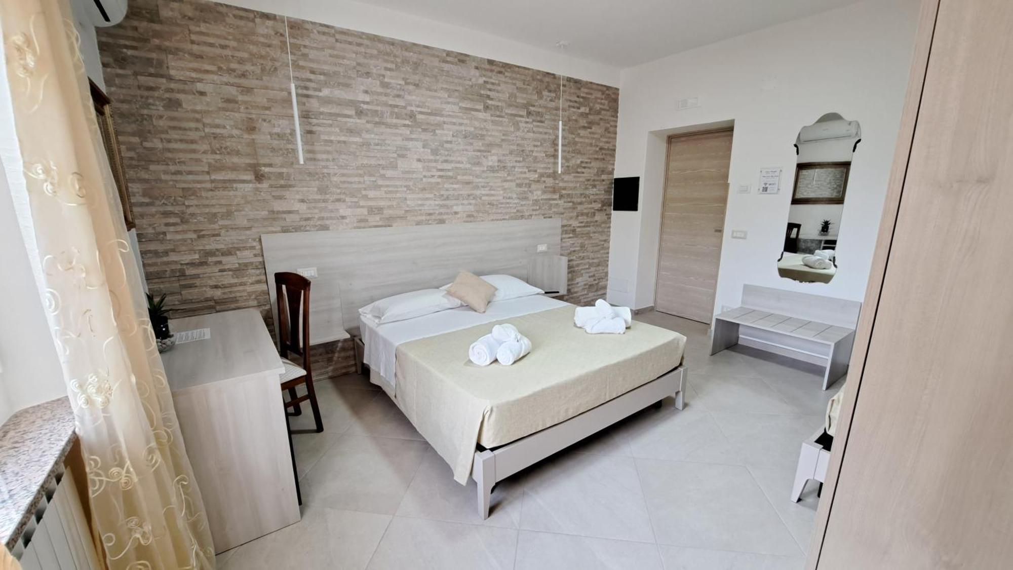 Hera Tropea Rooms Luaran gambar
