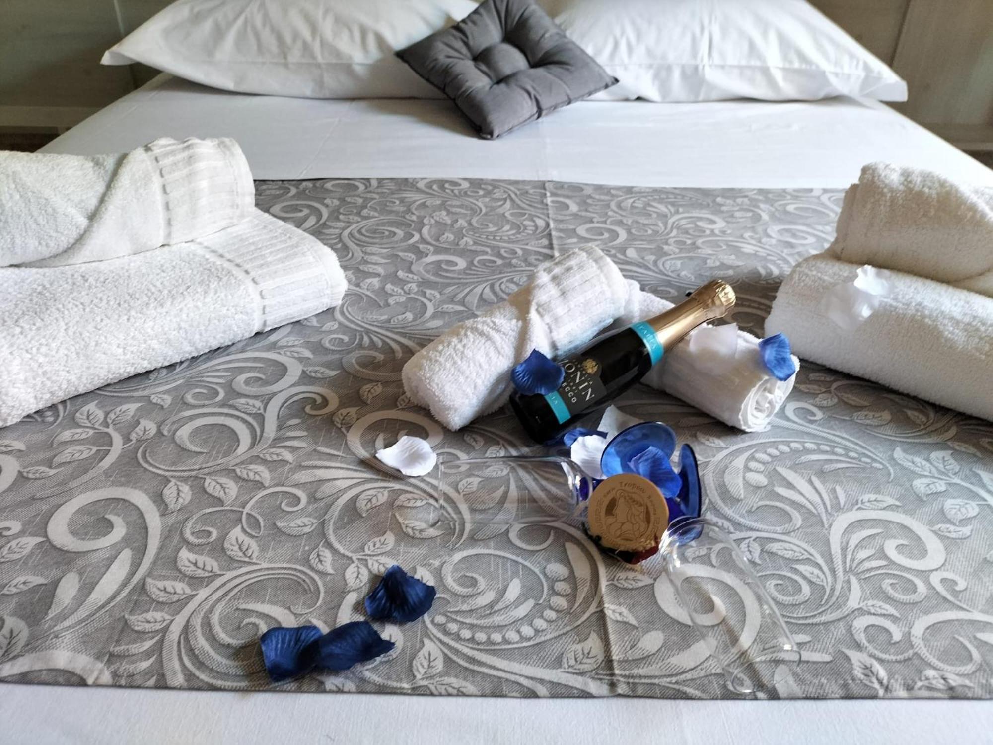 Hera Tropea Rooms Luaran gambar